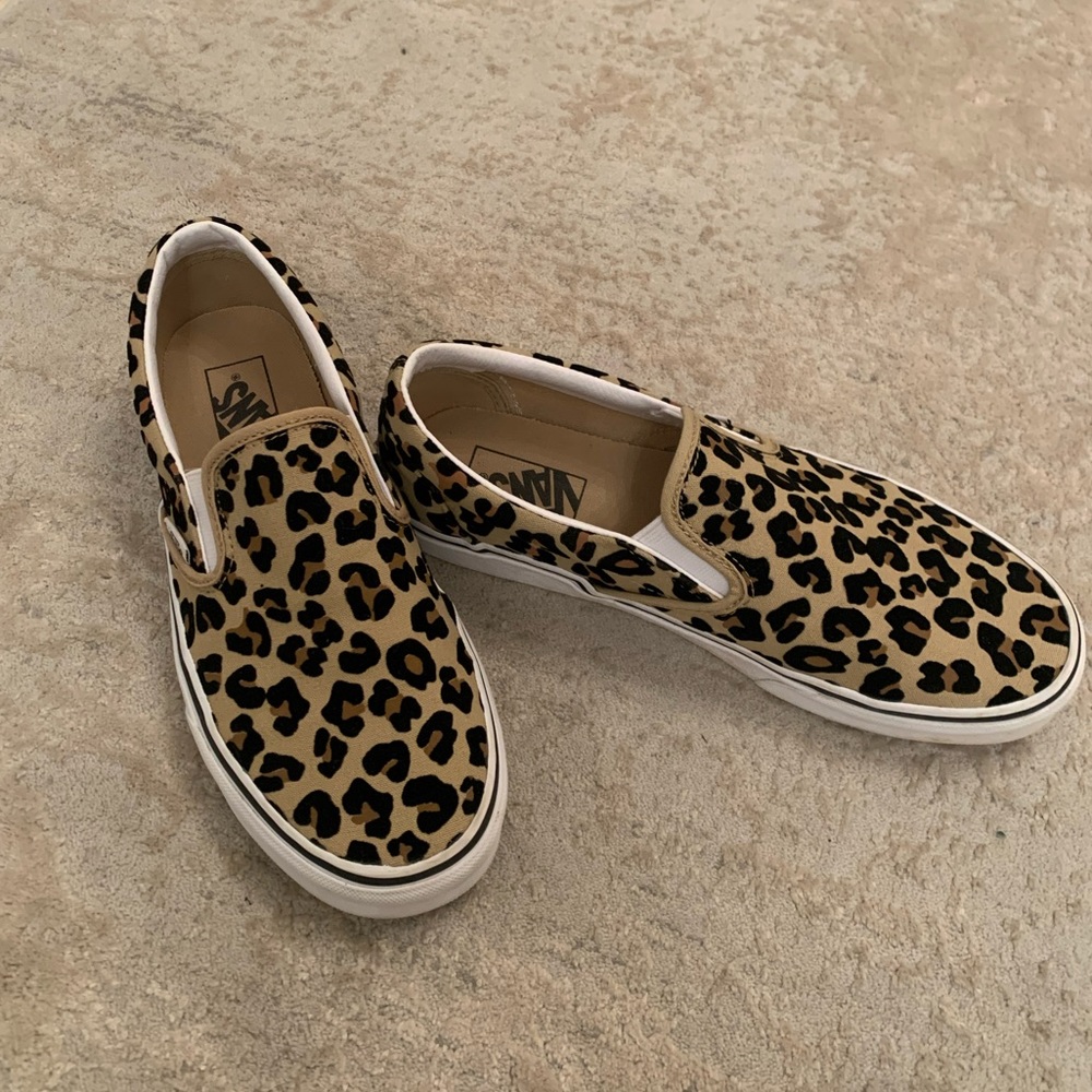 Leopard Van Loafers ❤️